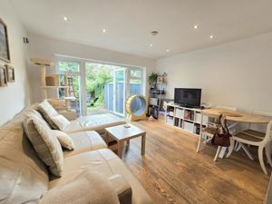 Photo 21- click for photo gallery